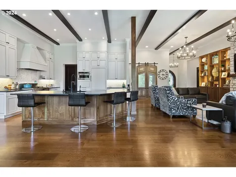 24220 SW Petes Mountain Road West Linn OR 97068
