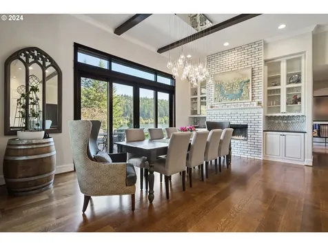 24220 SW Petes Mountain Road West Linn OR 97068