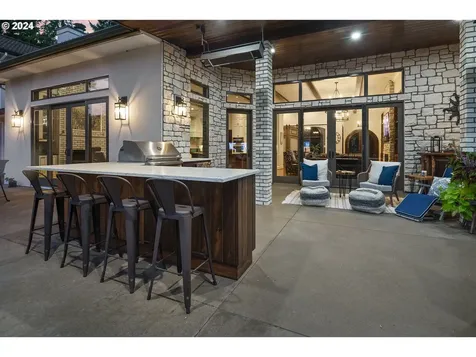 24220 SW Petes Mountain Road West Linn OR 97068