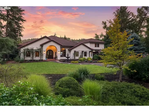 24220 SW Petes Mountain Road West Linn OR 97068