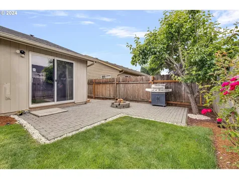 4639 Red Cherry Court Se Salem OR 97317