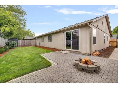 4639 Red Cherry Court Se Salem OR 97317