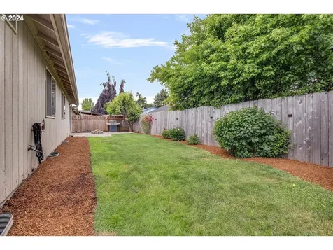4639 Red Cherry Court Se Salem OR 97317