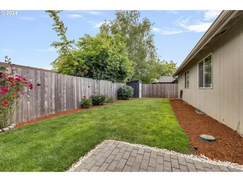 4639 Red Cherry Court Se Salem OR 97317