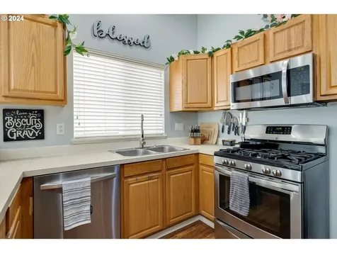 4639 Red Cherry Court Se Salem OR 97317