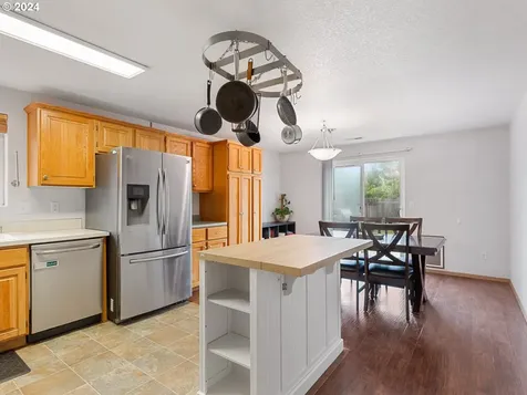 2300 Sw 8th Street Battle Ground WA 98604