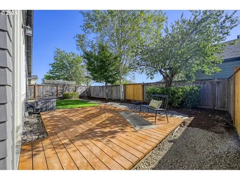 1763 Merlin Way Eugene OR 97402