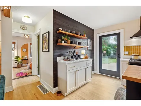 7215 Ne Mallory Avenue Portland OR 97211