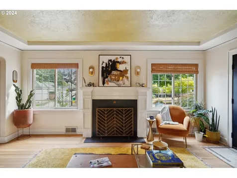 7215 Ne Mallory Avenue Portland OR 97211