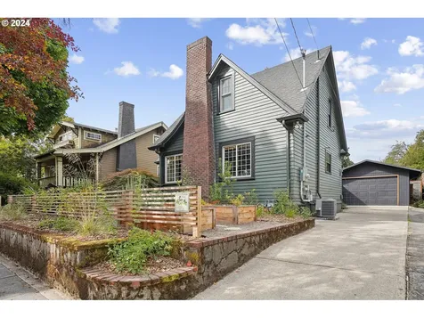 7215 Ne Mallory Avenue Portland OR 97211
