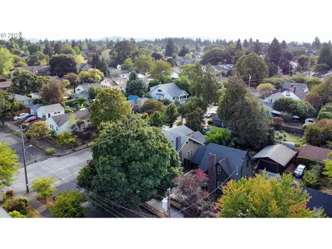7215 Ne Mallory Avenue Portland OR 97211