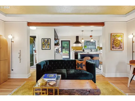 7215 Ne Mallory Avenue Portland OR 97211