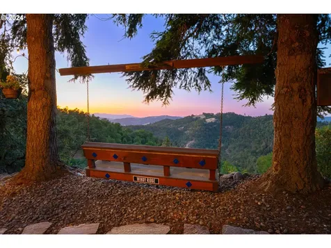 143 Redtail Ridge Lane Roseburg OR 97471