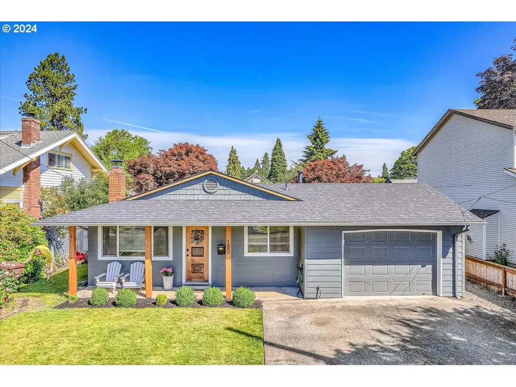 180 W Dartmouth Street Gladstone OR 97027