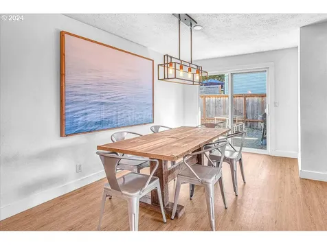 180 W Dartmouth Street Gladstone OR 97027
