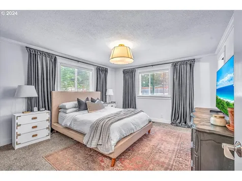 180 W Dartmouth Street Gladstone OR 97027