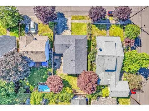 180 W Dartmouth Street Gladstone OR 97027