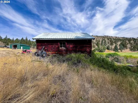 50753 Highway 26 Mount Vernon OR 97865