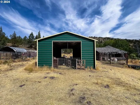 50753 Highway 26 Mount Vernon OR 97865