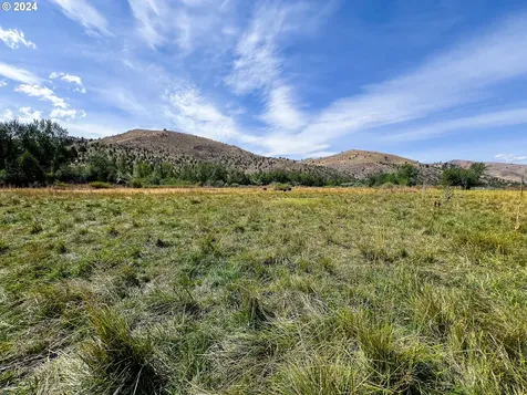 50753 Highway 26 Mount Vernon OR 97865