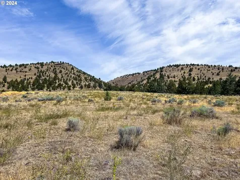 50753 Highway 26 Mount Vernon OR 97865