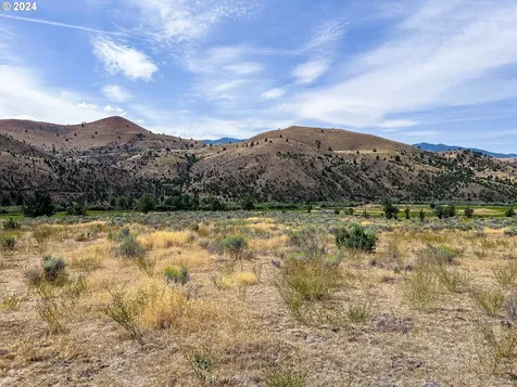 50753 Highway 26 Mount Vernon OR 97865