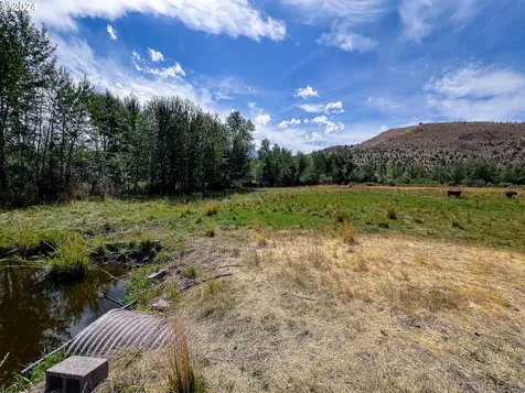 50753 Highway 26 Mount Vernon OR 97865