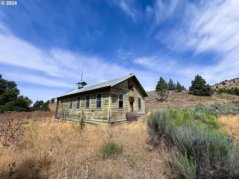 50753 Highway 26 Mount Vernon OR 97865