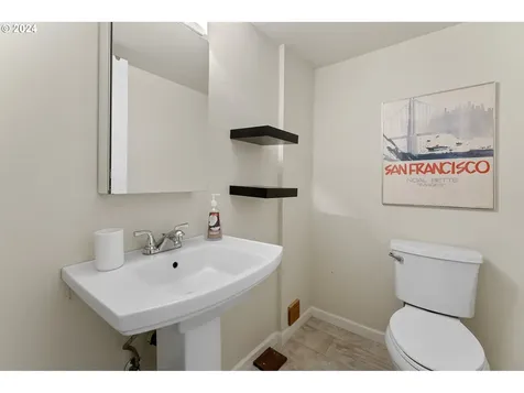 1115 Ne 114th Avenue Portland OR 97220