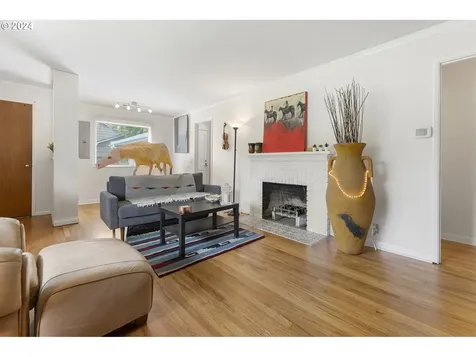 1115 Ne 114th Avenue Portland OR 97220