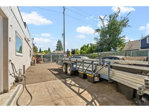 7131 NE Prescott Street Portland OR 97218