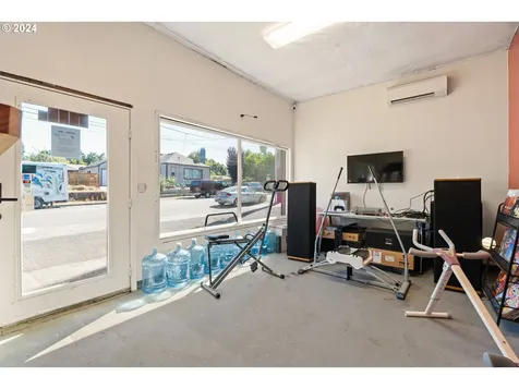 7131 NE Prescott Street Portland OR 97218