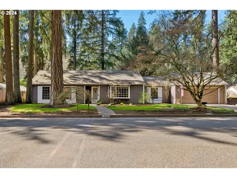 18949 Indian Creek Avenue Lake Oswego OR 97035