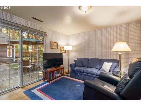 18949 Indian Creek Avenue Lake Oswego OR 97035