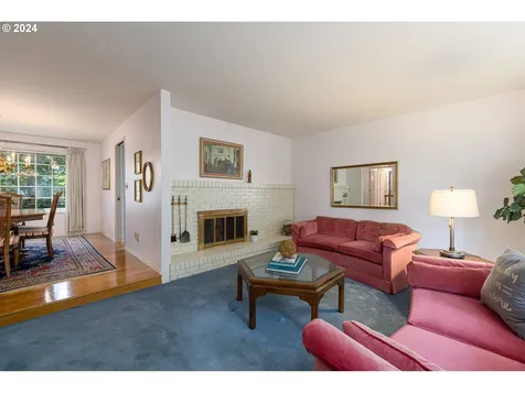 18949 Indian Creek Avenue Lake Oswego OR 97035