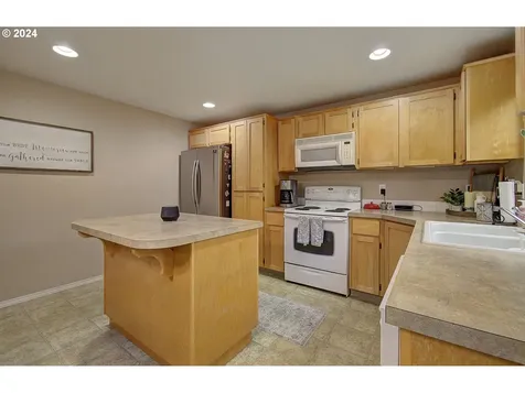 15012 Ne 69th Street Vancouver WA 98682