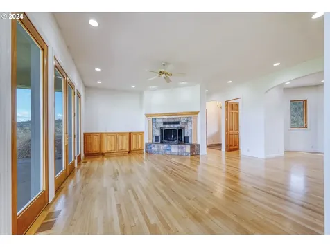 35741 Spring Hill Road Creswell OR 97426