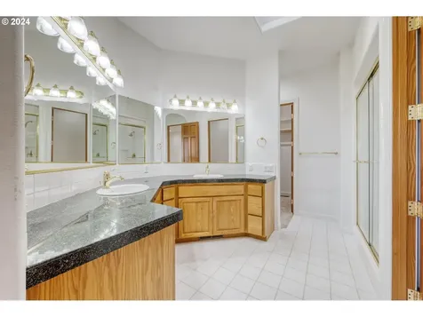 35741 Spring Hill Road Creswell OR 97426