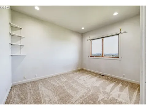 35741 Spring Hill Road Creswell OR 97426