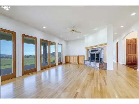 35741 Spring Hill Road Creswell OR 97426