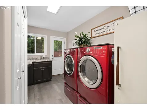4473 Nw Emily Way Camas WA 98607