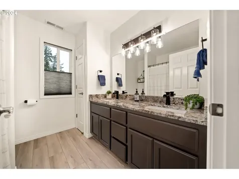 4473 Nw Emily Way Camas WA 98607