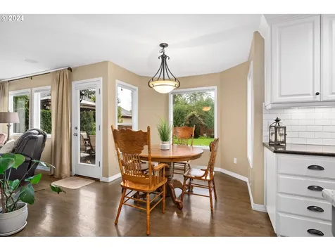 4473 Nw Emily Way Camas WA 98607