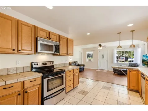 1212 Ne Galloway Street Mcminnville OR 97128