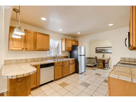 1212 Ne Galloway Street Mcminnville OR 97128