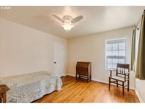1212 Ne Galloway Street Mcminnville OR 97128