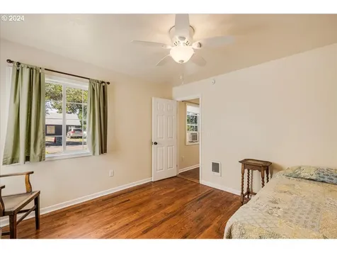 1212 Ne Galloway Street Mcminnville OR 97128