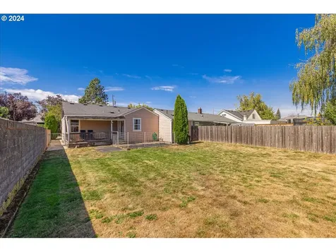 1212 Ne Galloway Street Mcminnville OR 97128