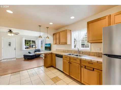 1212 Ne Galloway Street Mcminnville OR 97128