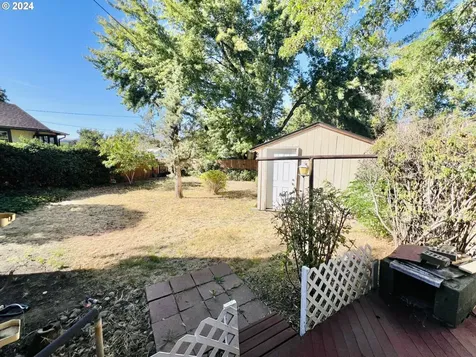 805 E 13th Street The Dalles OR 97058